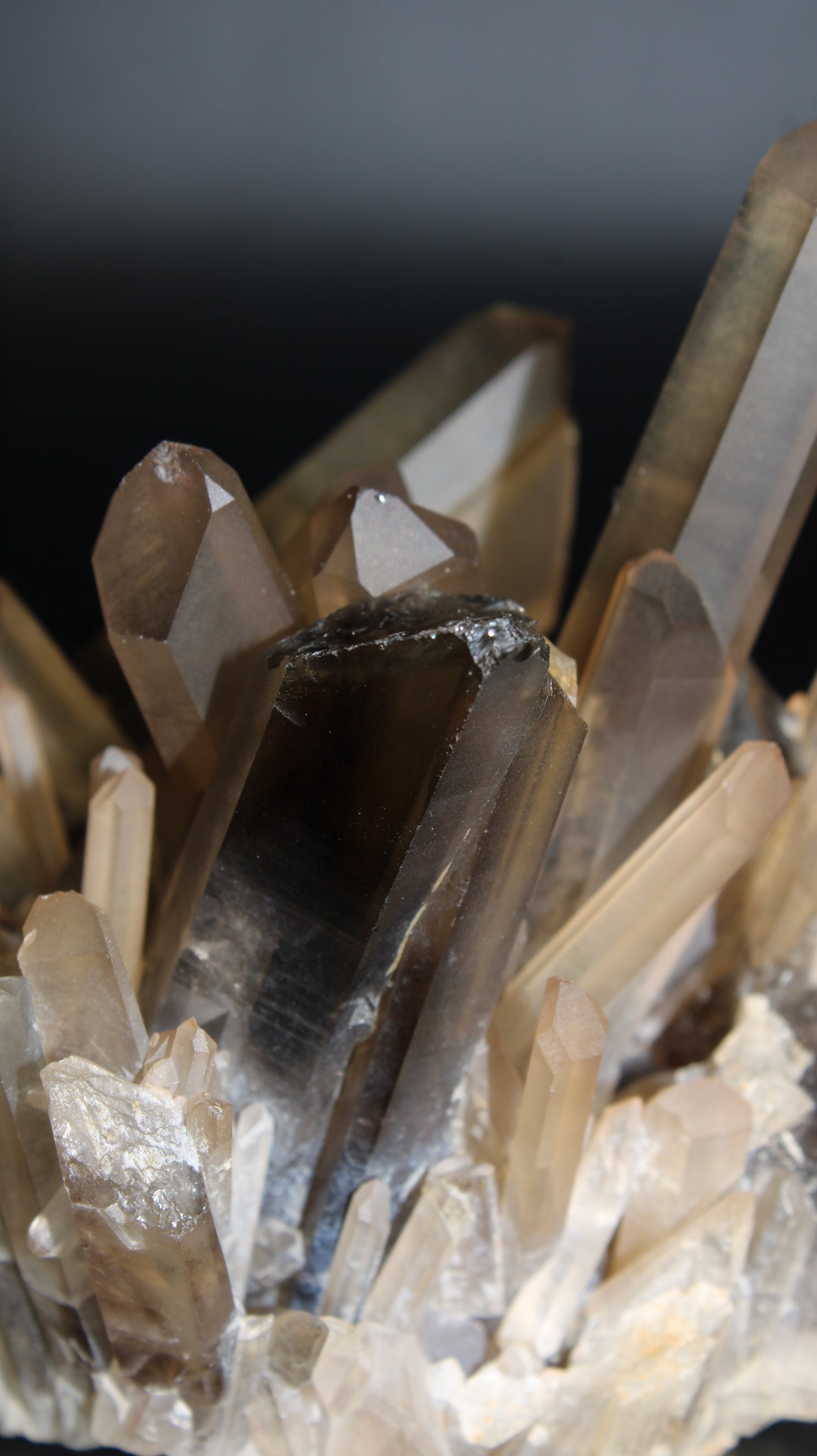 Natural Smoky Quartz Cluster – 320g (Brazil)